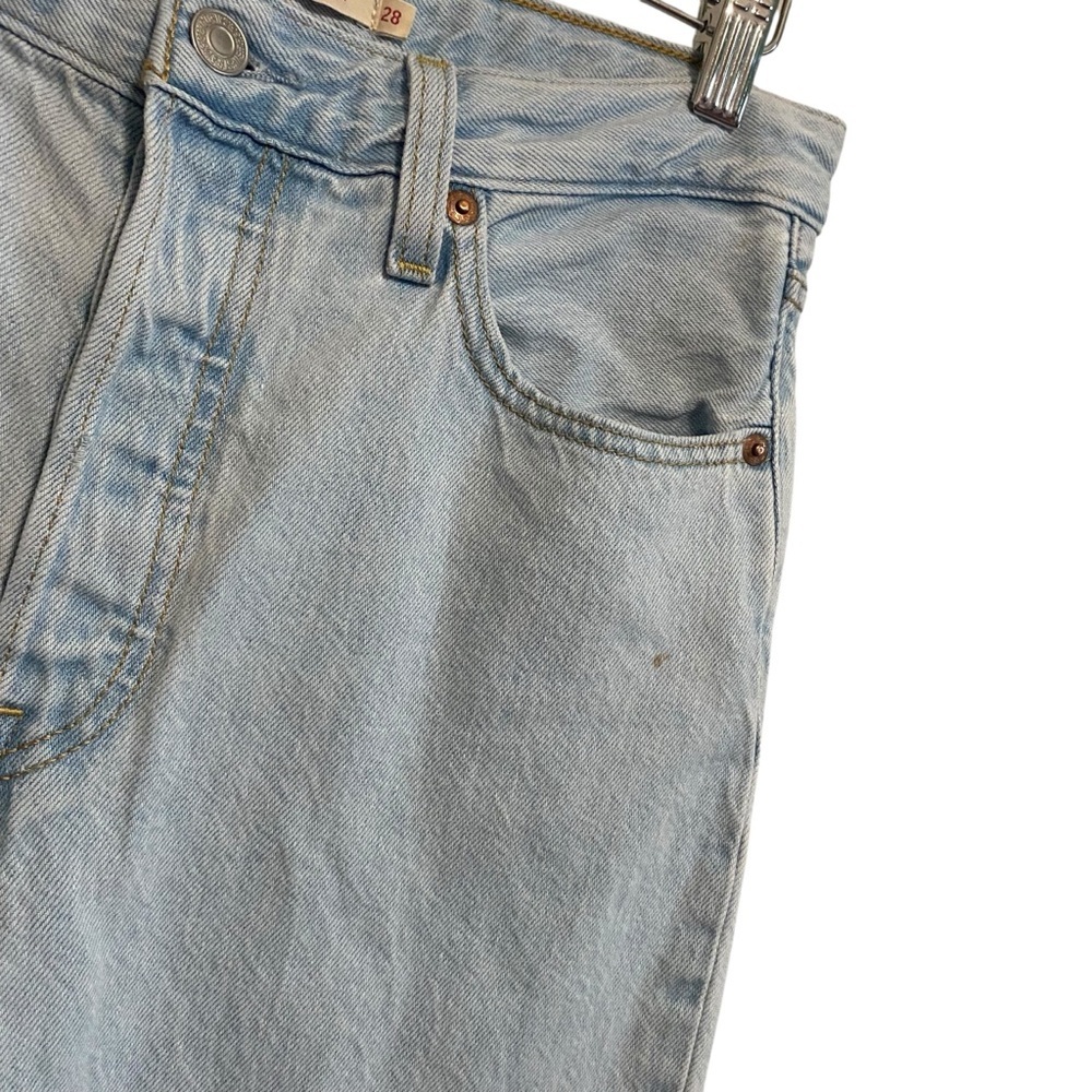 Levi's Premium Light Wash Ribcage Straight Button Fly High Rise Jeans Size 28 - Picture 5 of 5